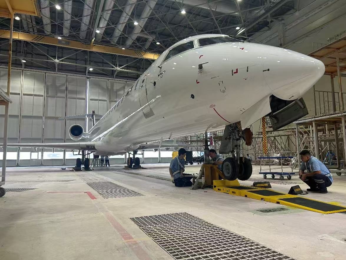 【提質(zhì)增效】CRJ900平臺(tái)稱(chēng)重驗(yàn)證成功，解決卡脖子難題.jpg